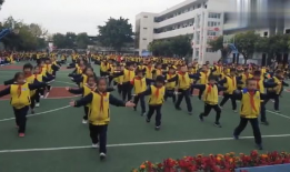 七彩阳光镜面示范视频,打造梦幻光影空间